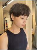 ショートボブパーマ20代30代40代イヤリングカラー大人可愛い
