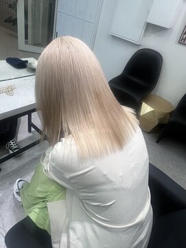 ペレ 栄店(PELE) デザインカラー/レイヤーカット/ウェットヘア/オリーブベージュ