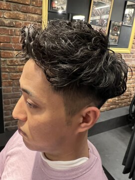 ブロートーキョー 有楽町店(Bro Tokyo) MENSジェントルモヒカンスタイルバーバー銀座有楽町