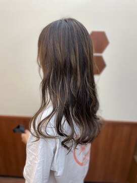 クロエ バイ ラヴィズム 新津店(CLOE by LUVISM) ナチュラルロング