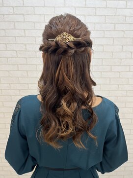 ファーストアイ 元町店(First eye) #お呼ばれヘア