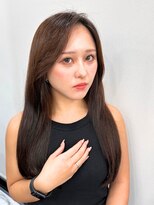 エンディアリング 東銀座(Endearing)&nbsp;★レイヤーカット 美髪 ホワイトブロンド　シャドウレイヤー