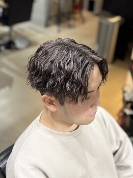 ブルニール 心斎橋(BLEUNIR) スパイラル ツイスパ メンズパーマ