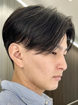 カルム(kalm) メンズセンターパートウルフセンターパートニュアンスパーマ襟足