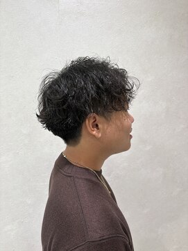 無造作波巻きパーマ