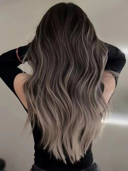 羽エクステ専門店 MI HAIR SALON 東京池袋 【ミーヘアサロン】の写真/【池袋駅1分】ブリーチ1回でつくる透明感のあるカラー◎人毛エクステ×ハイトーンカラーを楽しみませんか?