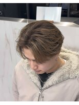 ステラ(STELLA) メンズ/バレイヤージュ/センターパート/ブリーチ&ダブルカラー