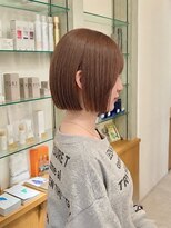 リンダ(LYNDA)&nbsp;乾かすだけでまとまる、艶感たっぷりの王道ストレートボブ
