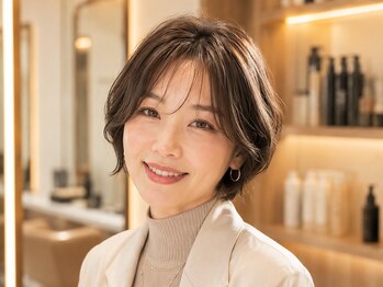 アッシュ 仙川店(Ash)の写真/肌まで美しく魅せる「透明感カラー」。光を味方にした極上のツヤとデザインで、日常を品よく彩ります。