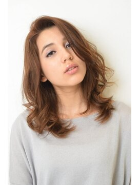 ハリス(Harris) Harris　カール【Harris ハリス 表参道/外苑前/南青山】