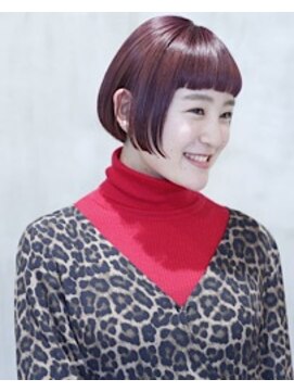 イル(ill) オン眉　透明感　ベリーピンク　ツヤカラー　大須