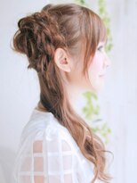 ナル 白山神社参道通り店(nalu)&nbsp;ロングヘアーに人気のパーティーアップスタイル