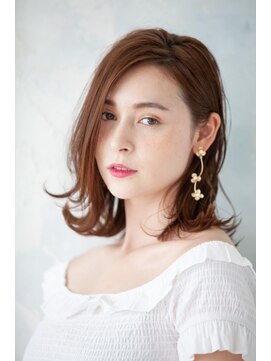 シェルベアー 銀座四丁目(Shell Bear) 【shellbear 銀座4丁目】大人可愛いミディアム