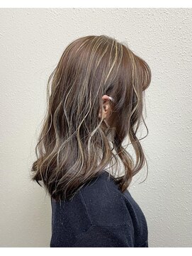 アウルム 下北沢(aurum) 【ロング】ハイライトカラー☆