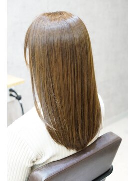 エン(en.) つやつやシナモンカラー