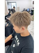 オットット(OttottO)&nbsp;ホワイトベージュショート