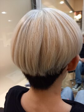 シャンプーボーイ ホワイトマッシュ