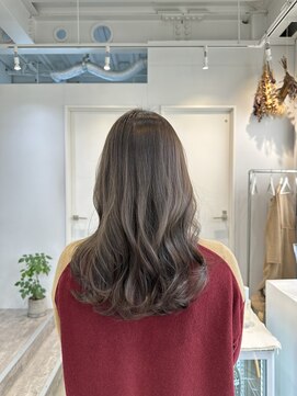 ロカ 表参道(loka) エアリーロング［表参道/髪質改善/ハイライト/インナーカラー］