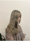 オリーブベージュ