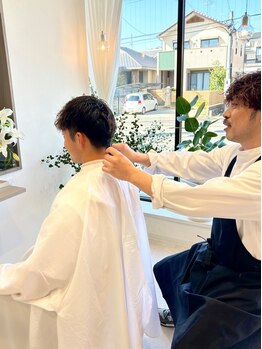 ミトカ(mitoka)の写真/一人ひとりに合わせた丁寧なカットが魅力！トレンドを先どった流行りのパーマもお任せください◎