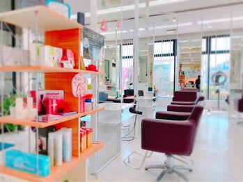 ジオジオべっぴんさん 千代野店の写真/白髪ぼかし特化サロン《ジオジオべっぴんさん》年齢と共に増える髪のお悩みも解消◇ヘッドスパも◎