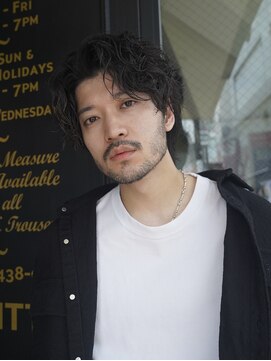 クオルヴィラ 立川北口(QOL villa) グランジパーマスパイラルパーマ波巻きスパイラルパーマ