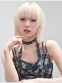 ブロンドボブ/切りっぱなしボブ/外はねボブ