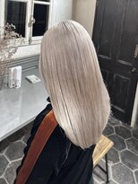 エレン 向ヶ丘遊園 登戸(ELEN)&nbsp;【シルバーベージュ】向ヶ丘遊園/登戸/ブリーチカラー