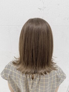 シャンティー(shanti) イルミナ×ベージュブラウン