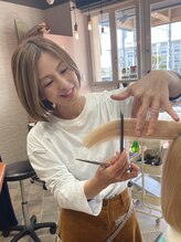 モアヘアー(MORE-HAIR) 甲斐 ゆか