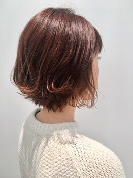 ボンド ヘア デザイン(BOND HAIR DESIGN)の写真/ケアの行き届いた美髪でワンランク上の洗練スタイルへ！大人女性の魅力を引き出してくれる本命サロン♪