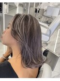【新宿/ミセス/レイヤーカット/白髪ぼかしハイライト】