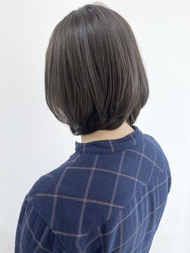 ヒビカ(HIBIKA) ショコラベージュ　ショートボブ