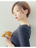 丸みショート大人ツヤ感ベージュボブ
