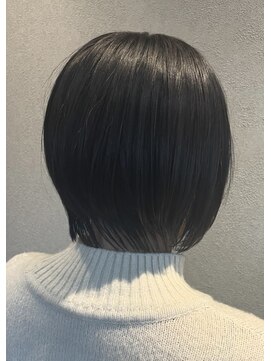 ターム オン アゲオ(TARM. on ageo) パッツンにならない、エアリーボブショート