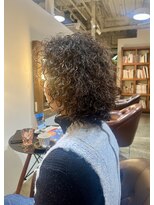 ビハインドザカーテン(BEHIND THE CURTAIN)&nbsp;プードルパーマボブ×外国人風くせ毛パーマ×ほつれウェーブ