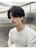 前下がりセンターパートシャドウパーマ
