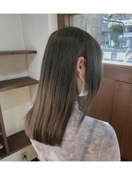 ヨロ(YoLo.) グレージュカラー