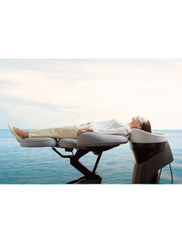 首に負担をかけないシャンプー台☆ヘッドスパでグランプリに輝いた極上のSPAを是非、ご堪能ください。