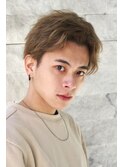 フェザーショート刈り上げツーブロックセンターパート