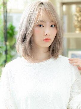 カバーヘア ブリス 戸田公園西口店(COVER HAIR bliss) 外国人風ハイトーンカラーシースルーバングh4戸田公園20代30代