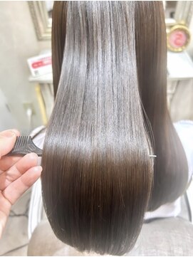 リルアーチ(Lillarch) 髪質改善/イルミナカラー/前髪カット/おくれ毛/縮毛矯正/韓国風