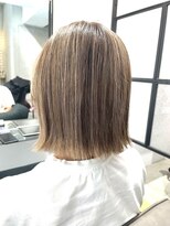 ウルヘアー 緑地公園(ulu hair)&nbsp;白髪ぼかしハイライト