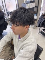 ジーナ 天神(Zina)&nbsp;波巻きスパイラル/波打ちパーマ