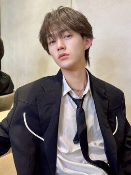 グロー オオミヤ アネックス 大宮(GLROW OMIYA ANNEX) ◆ センターパート大宮メンズ縮毛矯正ダウンパーマ