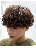 フィフス 渋谷(fifth)&nbsp;渋谷シャドウパーマフェザーパーマ波巻きパーマメンズミディアム