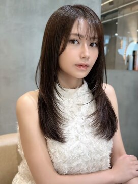 シーシンジュク 新宿南口(Sea shinjuku) ココアベージュ×レイヤー[小顔/黒髪/オリーブグレー]