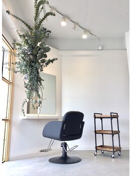 アン(un.)の写真/担当スタイリストが一貫した施術で安心してお任せできます◎待ち時間も少なく、リラックスタイムをお届け♪