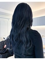 ノラ ウメダ(NORA UMEDA)&nbsp;ブルーブラックケアブリーチデザインカラー青カラーブルー