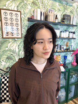 ナチュラル ヒーロー(Natural HERO) カーリーパーマ